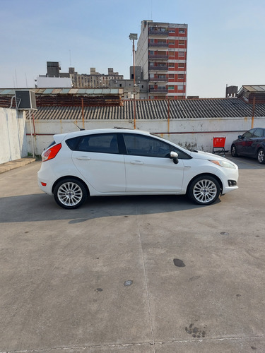 Ford Fiesta Kinetic 1.6 Se Plus Powershift 120cv