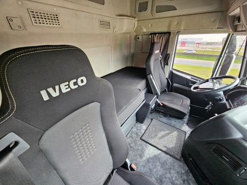 Iveco Hiway 440 6x2 Ano 22 Teto Alto Automático E Geladeira