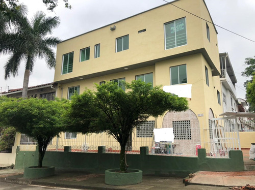 Venta Edificio Con 10 Apartaestudios Y Local Comercial San Fernando