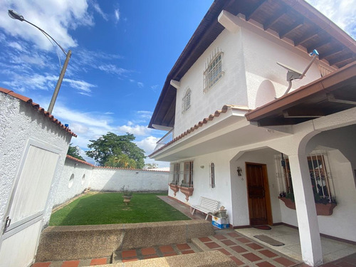 Imagen 4 de 24 de Venta De Casa En Santa Paula | J24