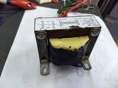 Transformador Square D 0.5va 9070el1d9 440v -115v (Usado)