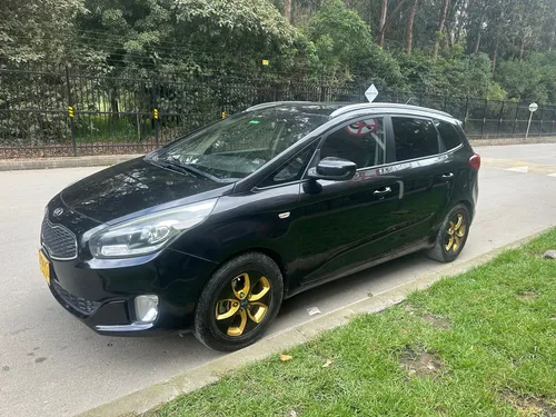 Kia Carens 2.0 Suv Ex