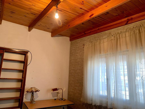 Casa En Venta Rosario España Y Hospitales - 2 Dormitorios
