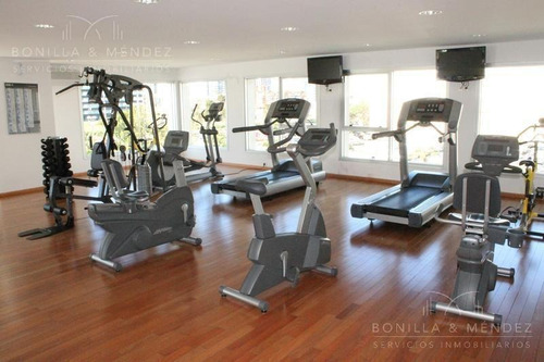 Seasons Tower, Frente Al Conrad Y A La Mansa, 2 Suites.
