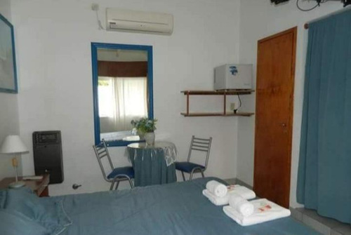 Edificio Comercial En Venta - 8 Dormitorios 7 Baños - Cochera - 1720mts2 - San Miguel Del Monte