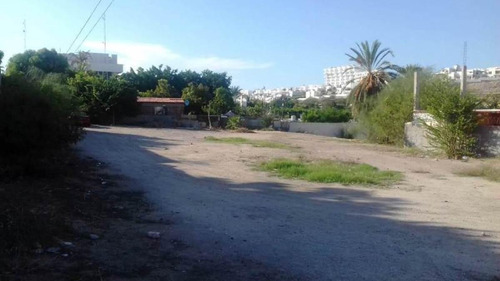 225 Valentin Gomez Farias, Huge Lot For Sale In Esterito
