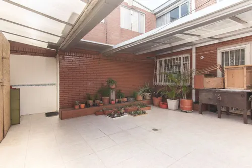 Casa En Venta En Alhambra. Cod V4582