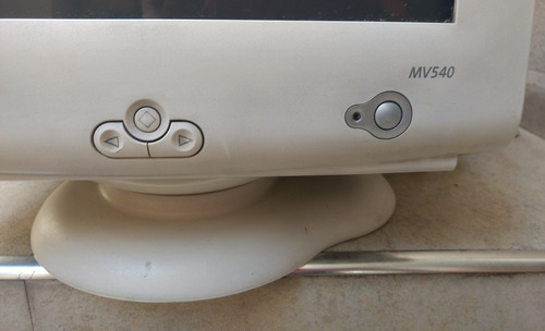 Monitor Compaq Mv540