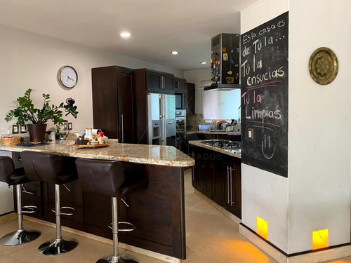Casa En Venta En Fraccionamiento Los Cizos En Cuernavaca Morelos