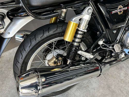 Royal Enfield Interceptor 2021 - Revisada - Com Acessórios