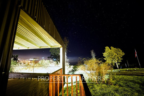 Acogedor Lodge Boutique Con Espectacular Vista, A ...