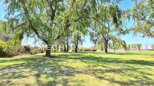 Lote En Venta Al Golf En San Isidro Labrador, Villa Nueva