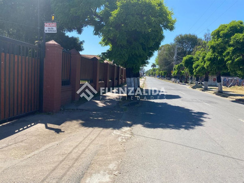Casa Vendo 4d 3b Estacionamiento Condominio En El Monte