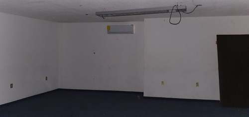 Imagen 3 de 8 de Bodega En Alcaldía Benito Juárez A Una Calle De Tlalpan.