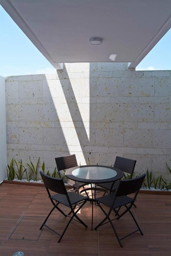 Casas En Preventa En El Frac Jardínes Del Sur, A Cinco Minutos Del Dorado