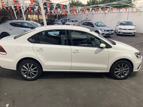 Imagen 9 de 12 de Volkswagen Vento 2020 1.6 Confortline At