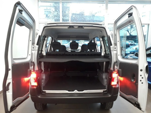 Imagen 6 de 17 de Peugeot Partner Patagonica Ms