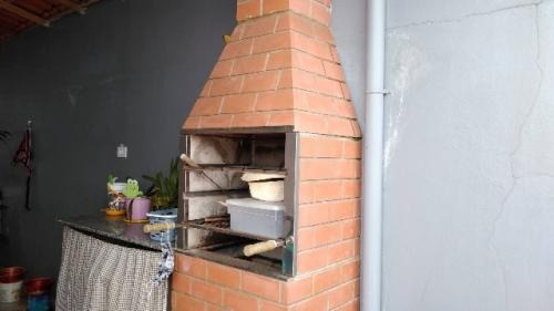 Imagem 4 de 7 de Casa No Jardim Magalhães, Ficando A 100 Metros Da Rodovia