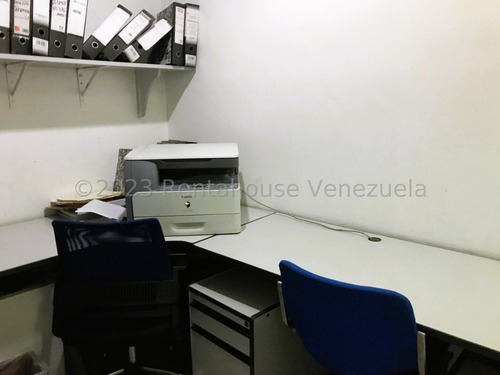 Ana Torres. Local Comercial En Venta 2331825 En Santa Eduvigis