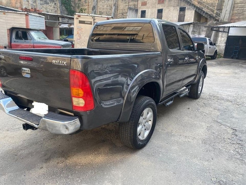 Imagen 3 de 7 de Toyota Hilux Kavak