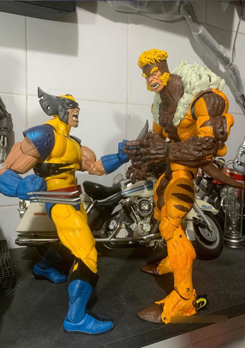 Dentes De Sabre Sabretooth Xmen Marvel Icons 30 Custom Leia (Recondicionado)