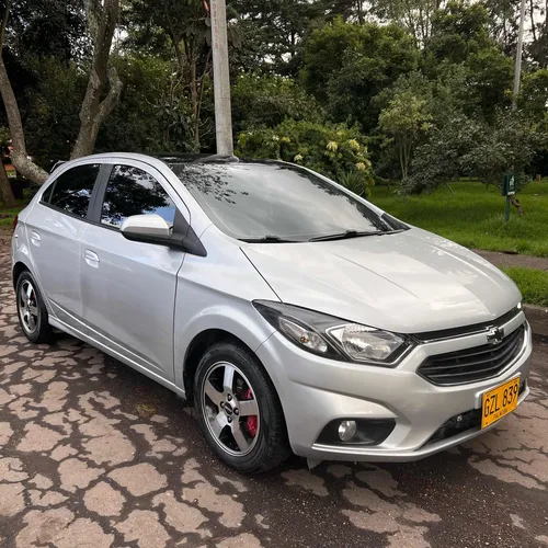 Chevrolet Onix 1.4 Ltz 5 p