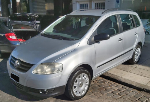 Volkswagen Suran Confortline 1.6