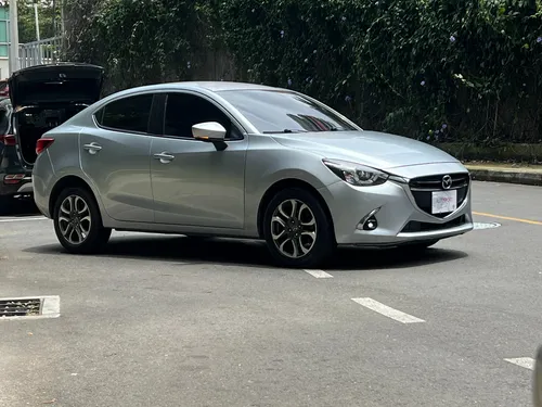 Mazda 2 Sedan 1.5 Grand Touring Lx At