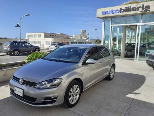 Volkswagen Golf - 2015