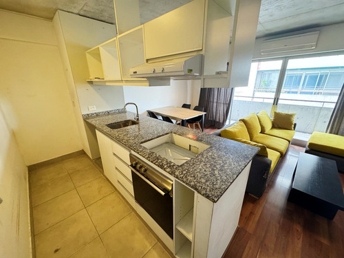 Dos Ambientes Con Cochera En Venta En San Fernando