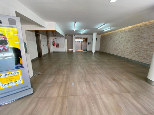 Imagen 4 de 14 de Oficina, Parque Patricios, A Mts De Subte, Excelente Estado, Lista Para Ingresar