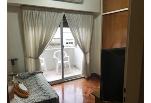 Hermoso Triplex En Caballito Con Cochera