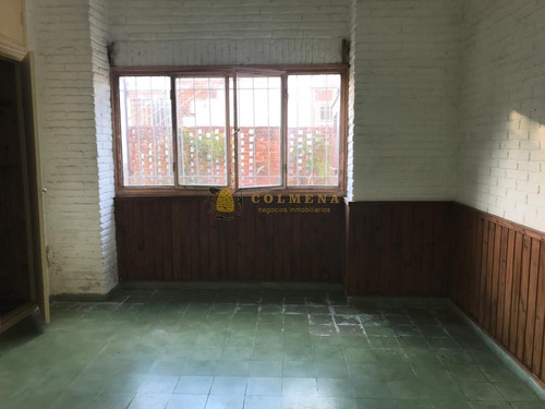 Muy Solida Casa A Reciclar Ideal Para Vivir Todo El Año!- Ref: 1971