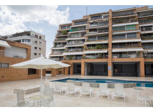 Vendo Apto 123m2 2h/2b/2p Los Samanes 4306