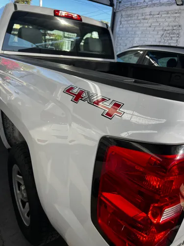 Chevrolet Silverado 4.3 K Pickup 2500 Cab Reg 4x4 Mt