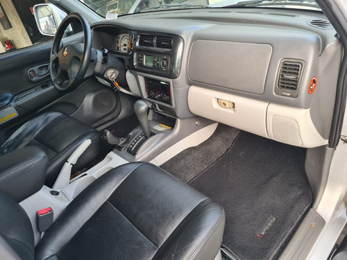 Imagem 7 de 12 de Pajero Sport Hpe 4x4 2.5 (aut) 2010