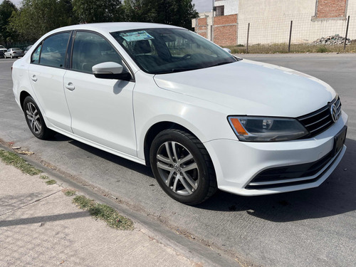 Volkswagen Jetta 2.5 Trendline At