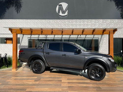 Mitsubishi L200 2.4 Triton Outdoor Gls Cab. Dupla 4X4 Aut. 4P