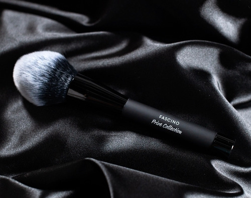 Powder Brush Prive Collection Brocha Polvos Fascino Color Negro
