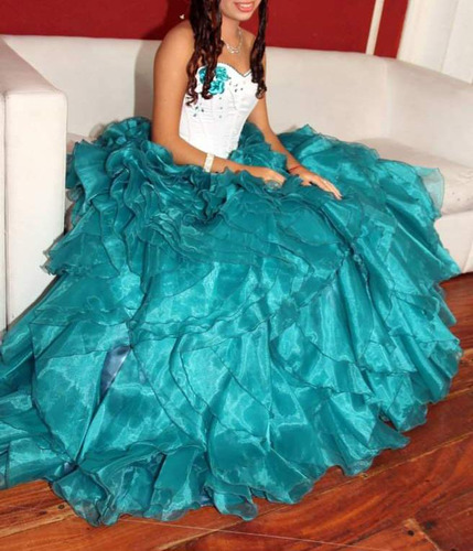 Vestido 15 Años, Modelo Princesa, Diseño De Penélope. (Usado)