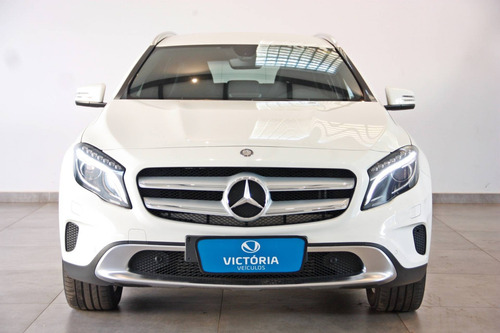 Imagem 3 de 15 de Mercedes-benz Gla 200 1.6 Cgi Advance 16v Turbo Flex 4p