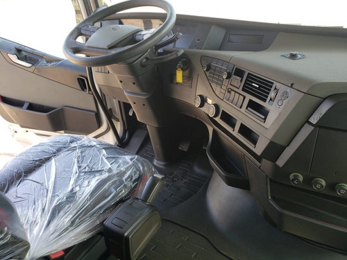 Imagem 9 de 15 de Volvo Fh460 6x2, 2017 - Globetrotter