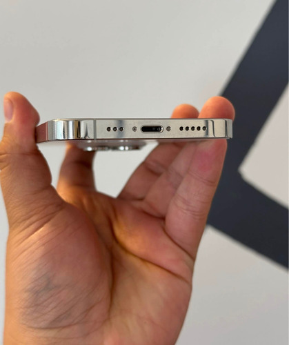 iPhone 13 Pro, Núm De Modelo Mlup3e/a, Capacidad 256gb, Color Blanco Upc 1-94252 87660 2 (Usado)