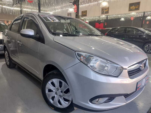 Imagem 3 de 15 de Fiat Siena Attractiv 1.4 2013