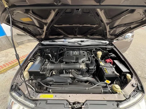 Mitsubishi Montero 2014
