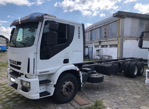 Imagem 3 de 10 de Iveco 240e25