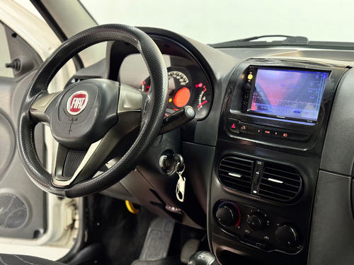 Fiat Strada 1.4 Hard Working Cab. Dupla Flex 3p