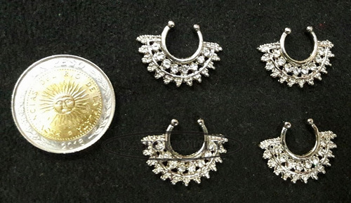 Imagen 2 de 2 de Septum Piercing Nariz Pasante O Presión (falso) Strass 10mm