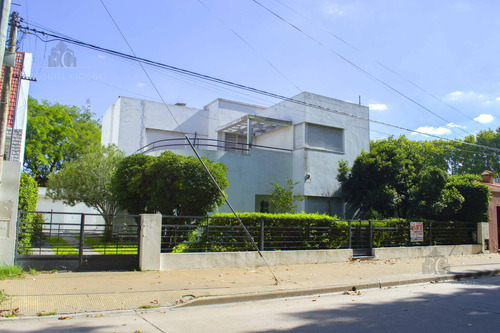 Casa En Chabas - Piscina - Jardin