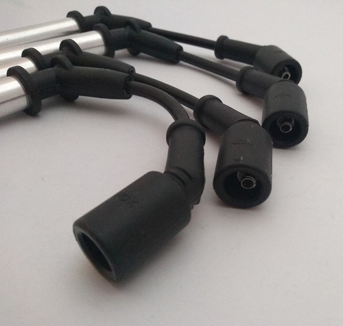 Imagen 3 de 10 de Kit Cables+bujias Ngk Chevrolet Prisma 12/ Onix 1.4 Cuotas